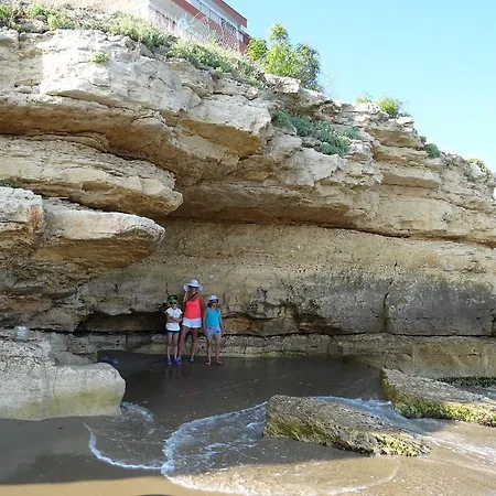 Robinson סבטי ולאס